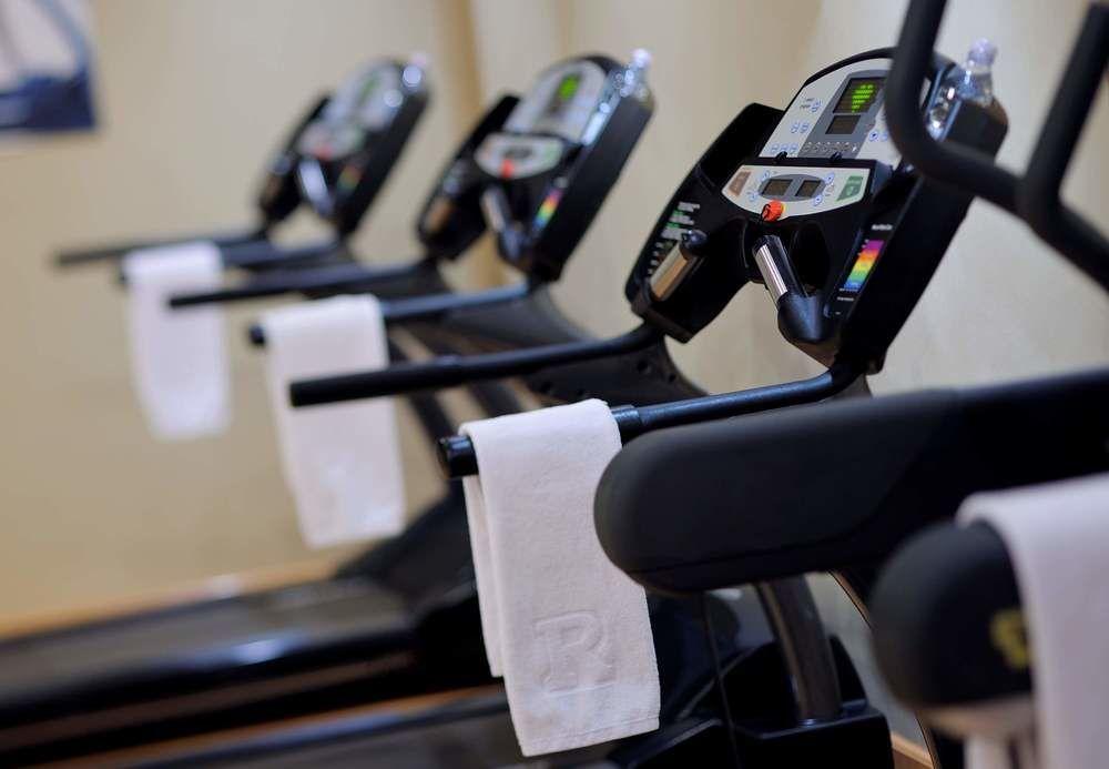 Renaissance Sharm El Sheikh Golden View Beach Resort Exterior photo The gym at the hotel