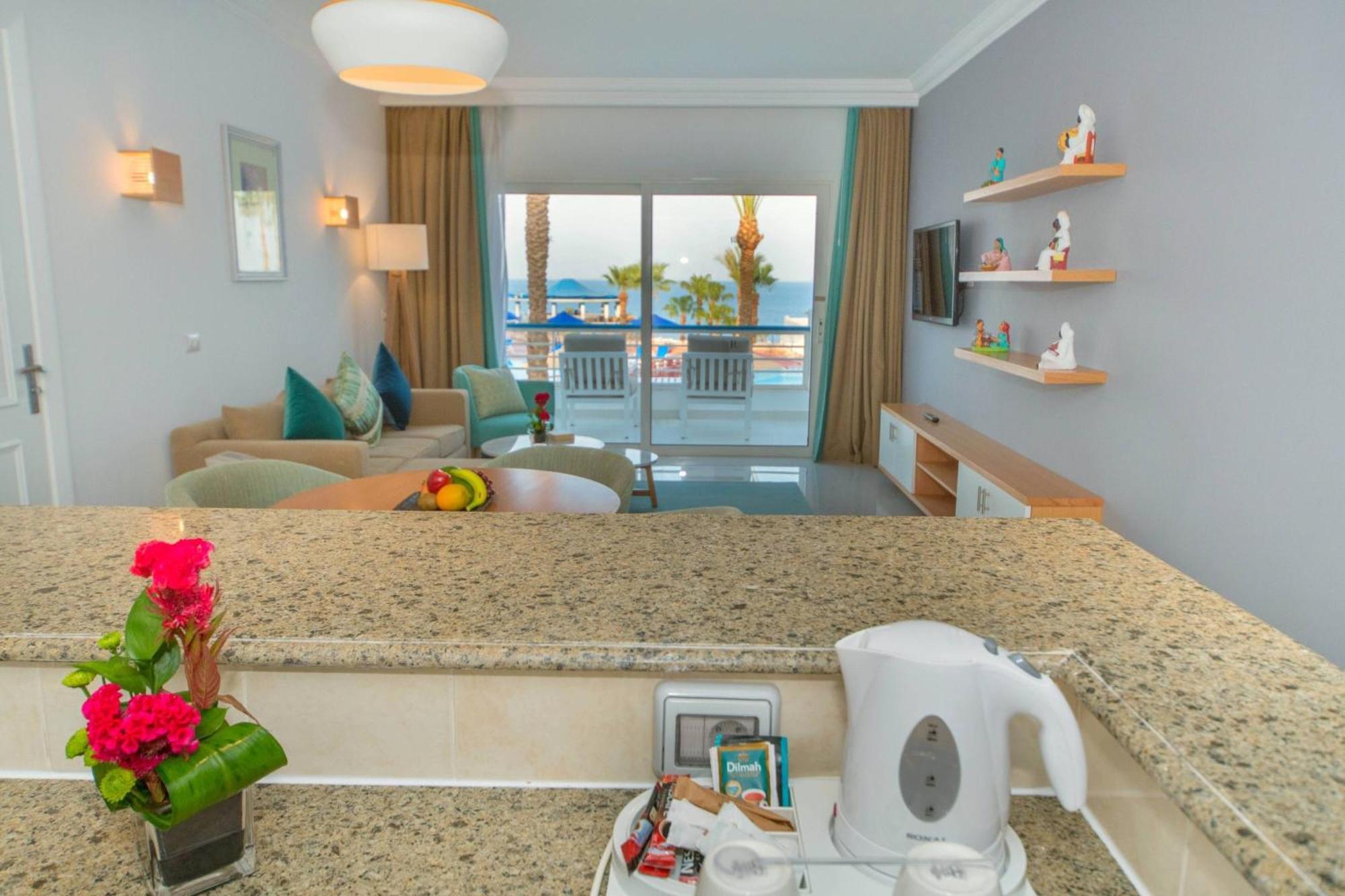 Renaissance Sharm El Sheikh Golden View Beach Resort Exterior photo A typical apartment at the resort